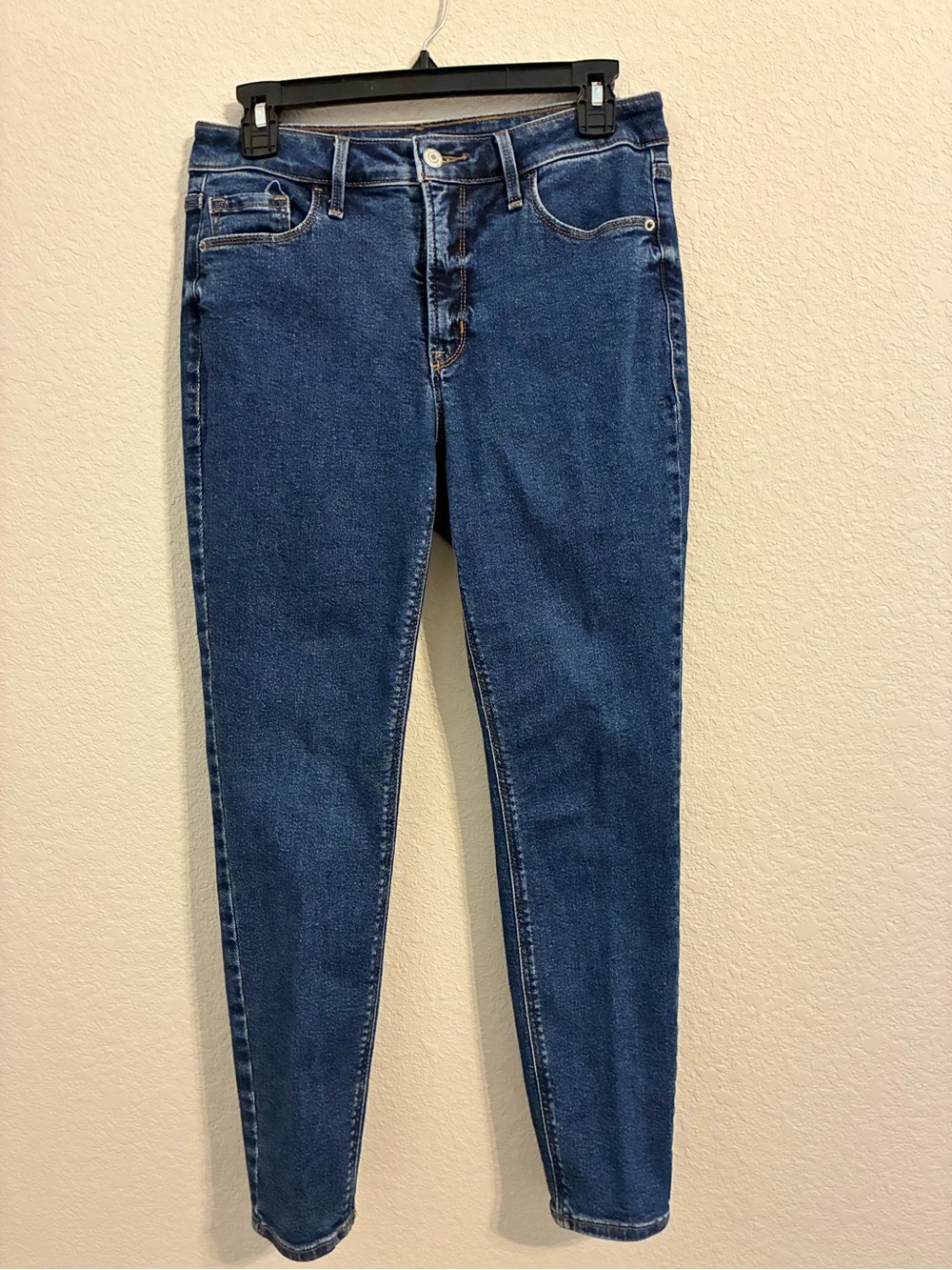 Old Navy Women's Skinny Jeans in Dark Blue 8 Petite
